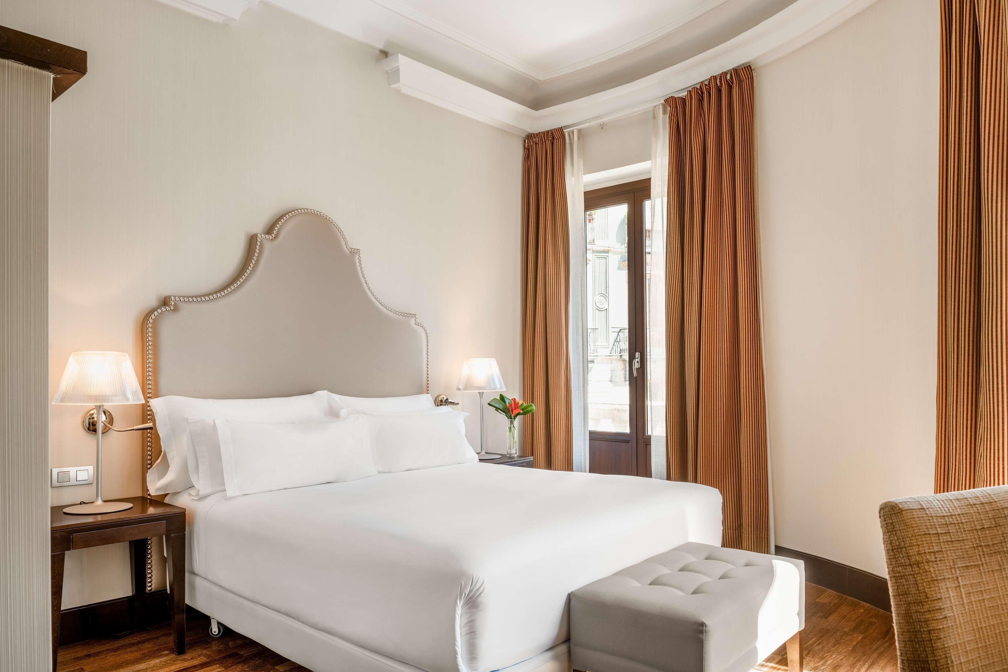 Nh Collection Victoria Hotel Granada Eksteriør billede